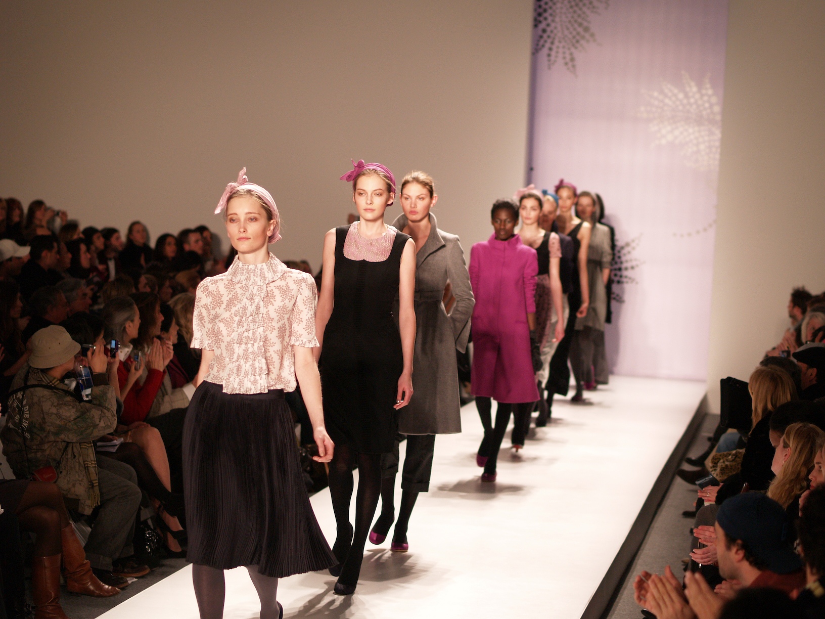 INSERCIÓN AL MUNDO LABORAL PARA MODELOS